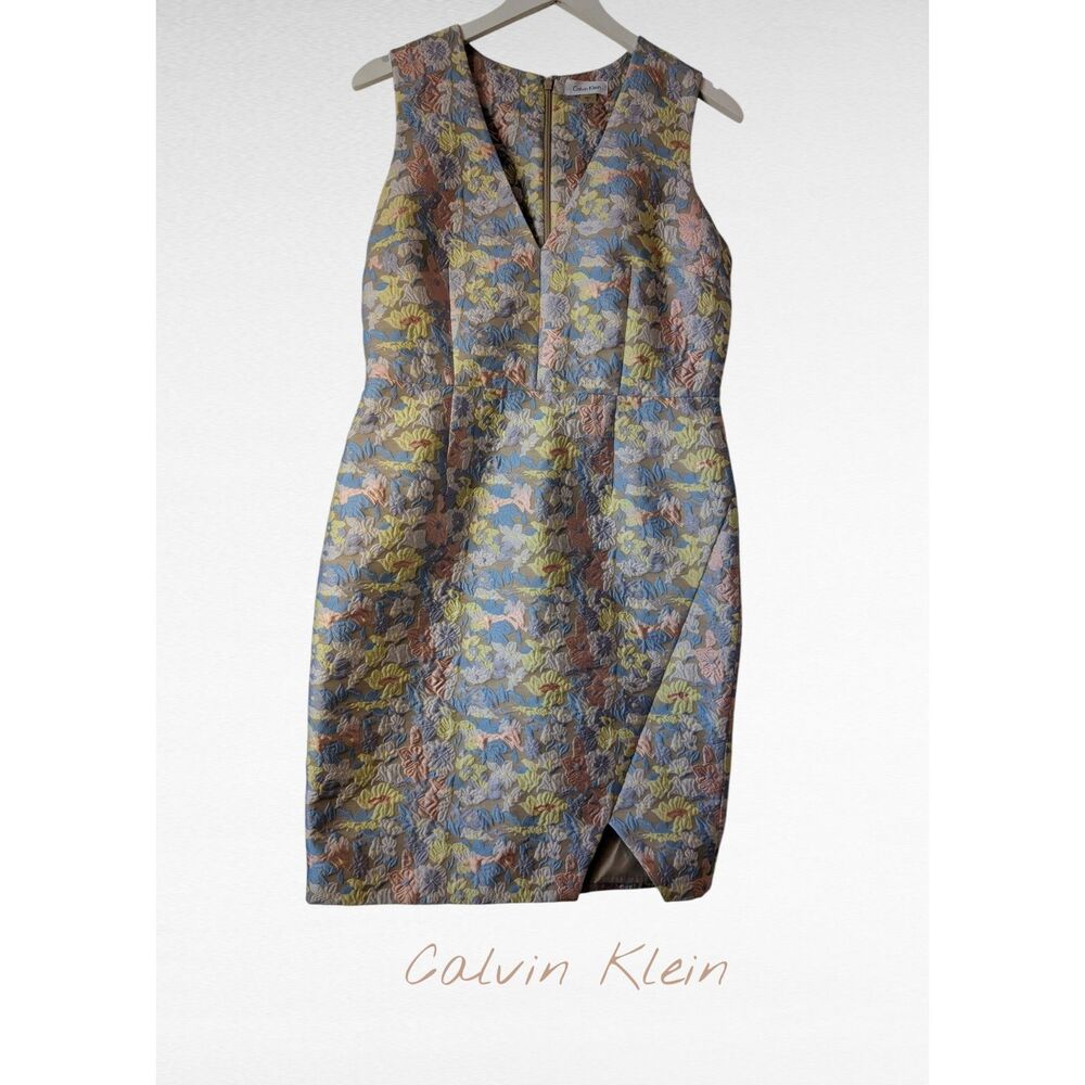 Calvin Klein Floral Brocade Sheath Dress Sleeveless V-Neck Career Party